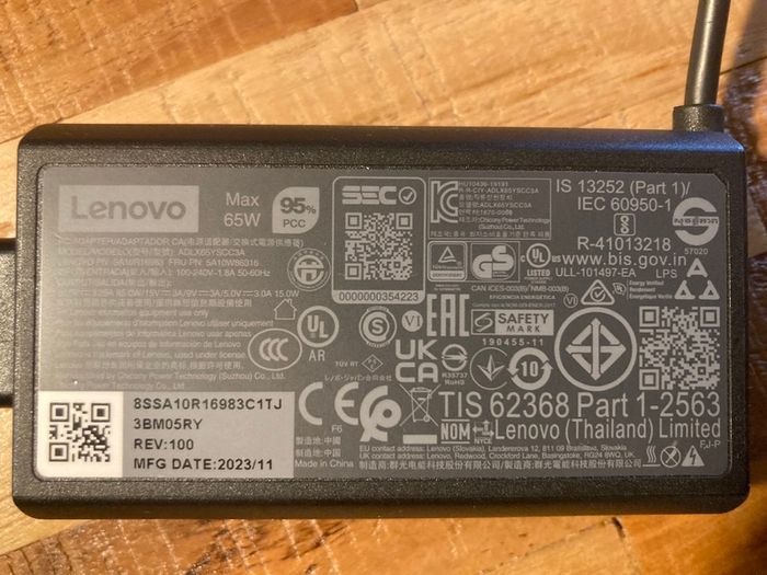 Lenovo laptop charger 65w usb type c charger