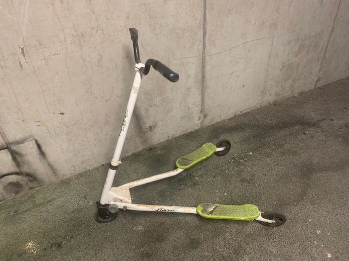 Kid scooter
