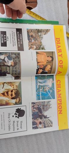 2 x boxing programmes,, Barry mcguigan fight 15th February 1986  R.D.S dublin ,and Steve Collins fight,9 September 1995 Cork, , 2 x irish boxing champions,,2 x legends of irish boxing...