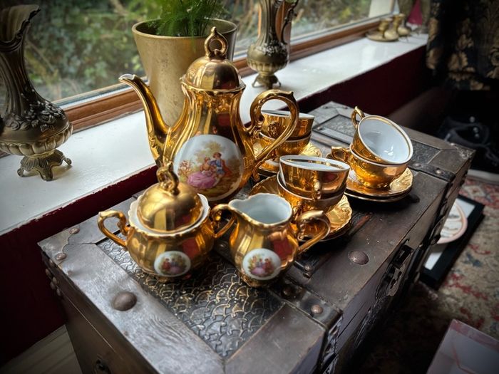 Complete 15-Piece Vintage STW Bavaria Porcelain 24K Gold Coffee & Tea Service
