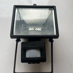 halogen light and sensor