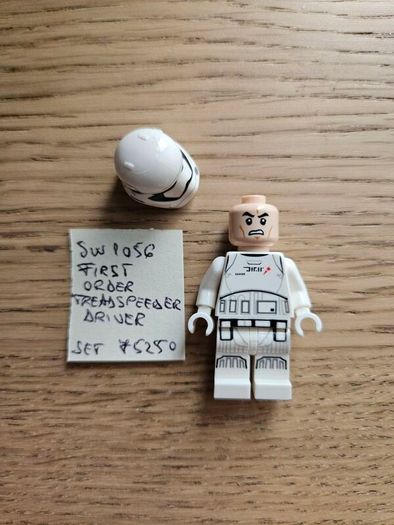 lego sw1056 first order treadspeeder driver, set 75250