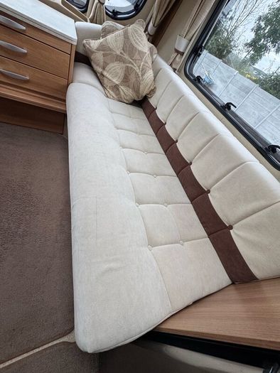 Swift Challenger SE 480-2 Berth - Fixed Awning