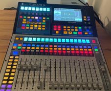 Presonus Studiolive Series 3 16/32 channel Mixer Motorised Faders