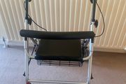 4-Wheeled Mobility Walker / Rollator with Seat &amp; Basket