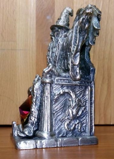 Metal Wizard Figure with Crystal - THE LORD OF THE WIZARDS
