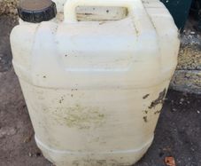 4 20 litre Jerry Cans