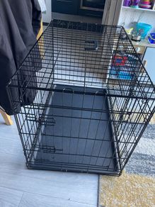 Dog crate - foldable and removable tray