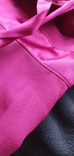 BNWT - HALF PRICE - Size: 10 - A Beautiful Dress from Rouge - 100% Silk Fully Lined - Hidden Zip Side Opening.