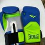 pro style boxing gloves Image 2