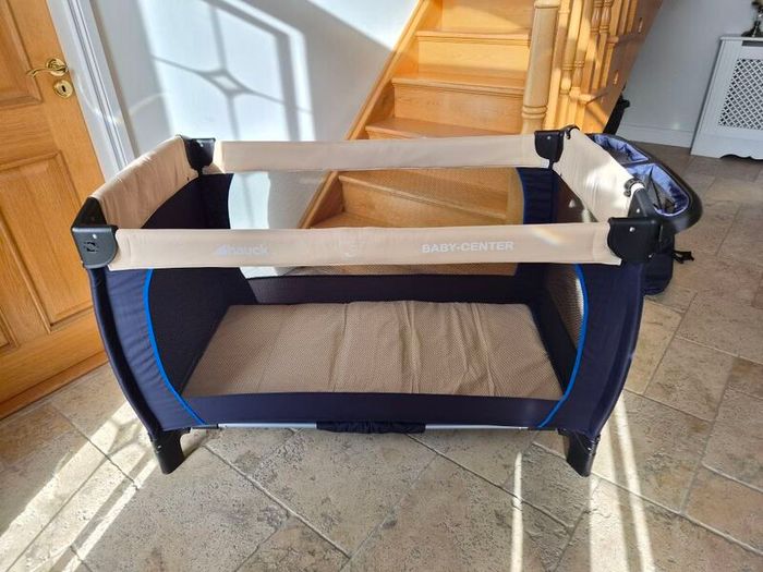 Travel cot/ baby Basinette/changer/playpen