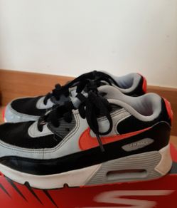 Boys nike air 90