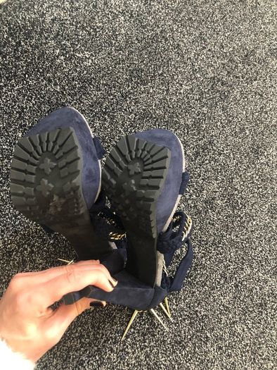 High hill shoes