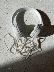 SONY Headphones - folding . compact . white