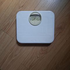Weighing scales