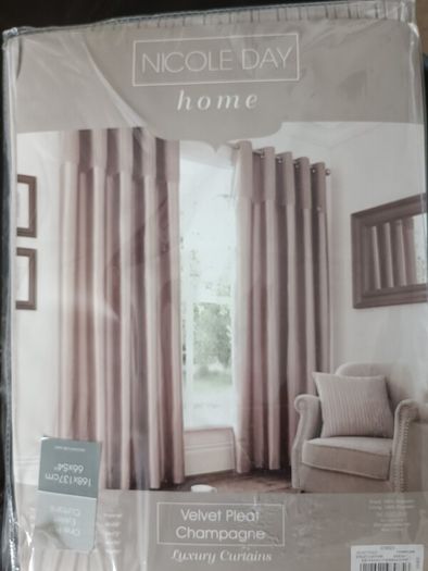 Eyelet luxury curtains