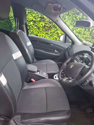 2016 Renault Grand Scenic 7 Seater
