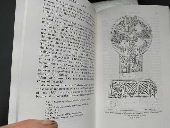 Celtic Art + Design & Motifs