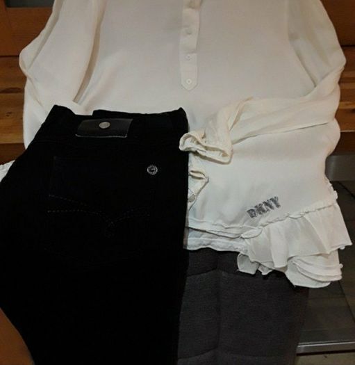 (2 Piece) Designer DKNY Girls Outfit to fit 11 to 12 YRS