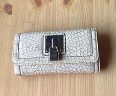 Guess purse new without tags