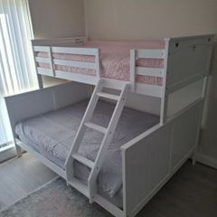 bunk bed