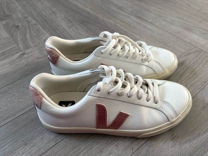 Veja Trainers