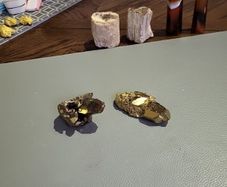Quartz crystal clusters
