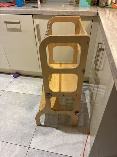 kitchen helper