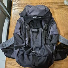 Backpack with rain cover