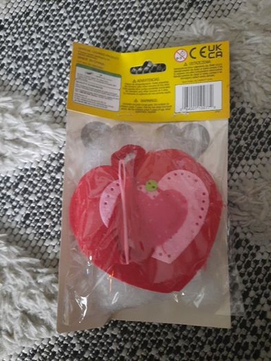 crayola heart sewing kit