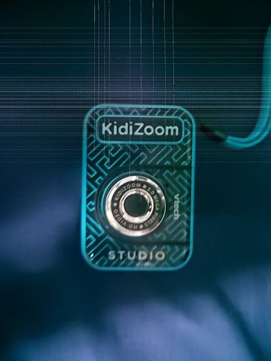2 vtech kidizoom cameras