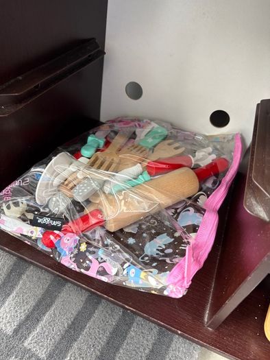 Toy kitchen / FREE