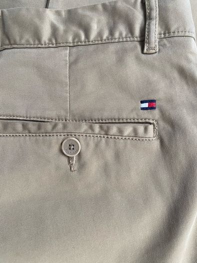 2 Pairs Of Tommy Hilfiger Chinos 34/32