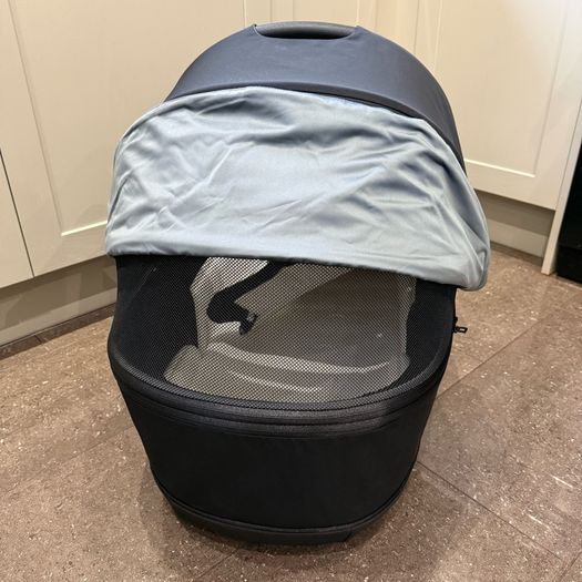 cybex priam carry cot