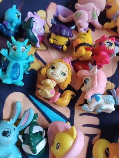 collectable figures