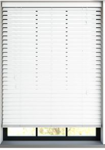 New boxed white venetian blind