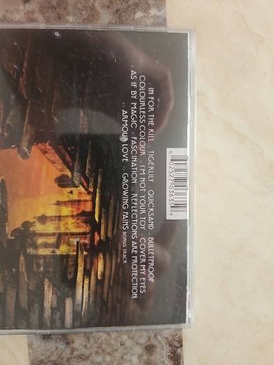 La Roux CD