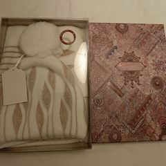 Women/Girl Winter Hat and Scarf Set