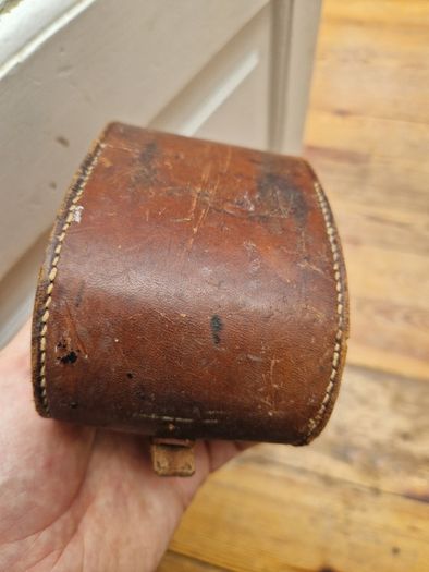 Rough Estimate of 35/40 grams of Antique Silver Brushes and Leather Case