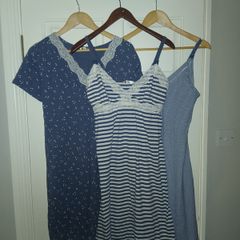 Maternity/Breastfeeding nighties (M/10-14)