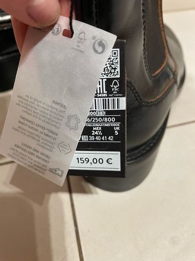 Chelsea ankle boots Massimo Dutti size 5 brand new