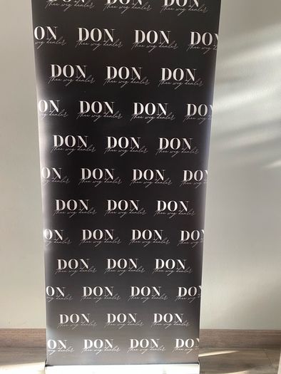 Pull up banner