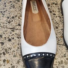 Bally Ballet pumps black white leather
