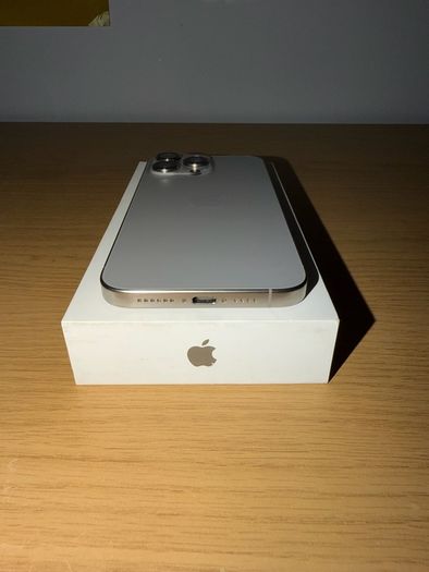 iPhone 15 Pro Max, 256GB, Mint Condition