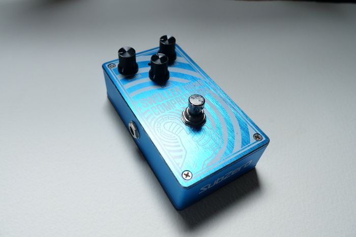 SubZero Swollen Thumb Compressor Guitar Pedal