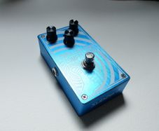 SubZero Swollen Thumb Compressor Guitar Pedal