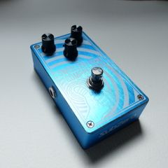 SubZero Swollen Thumb Compressor Guitar Pedal