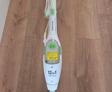 Morphy Richards 12 in 1 steam mop, good condition