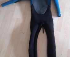 O'Neill Kids Winter Wetsuit  5mm  Size 10