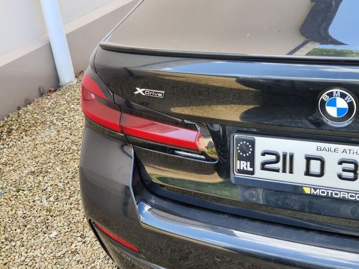 BMW 5-Series 2021